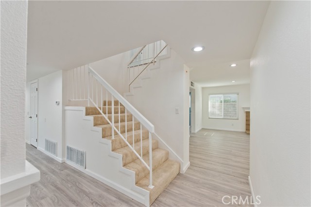 20227 Elkwood Street, Winnetka CA: https://media.crmls.org/medias/4f1a2dfb-1a82-4713-9cd9-1c1975e0ecd3.jpg