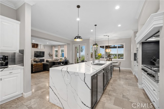 1 Running Brook Drive, Coto de Caza CA: https://media.crmls.org/medias/4f1c7101-a006-4faa-9b5d-9e373a50daa5.jpg