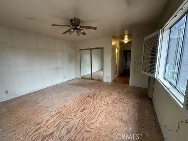 Image 17 of 34 For 863 Vanhorn Avenue