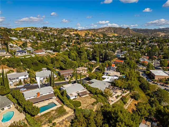 Detail Gallery Image 68 of 75 For 6040 Pat Ave, Woodland Hills,  CA 91367 - 5 Beds | 4/2 Baths
