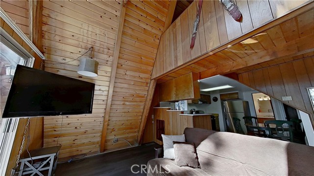 31450 Ocean View Drive, Running Springs CA: https://media.crmls.org/medias/4f1f59ea-f44d-4f26-9061-308dca1a1459.jpg