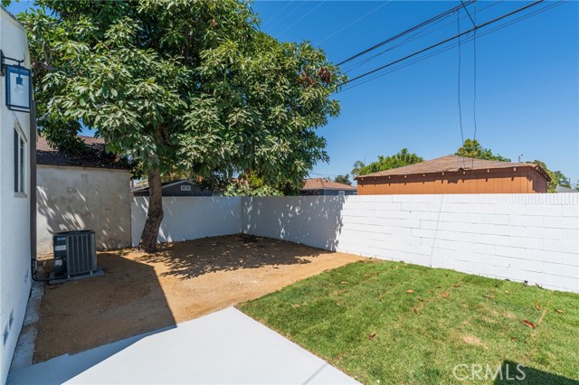 4224 Falcon Avenue, Long Beach CA: https://media.crmls.org/medias/4f1fd351-3c00-4873-b778-b5c1e62a0926.jpg