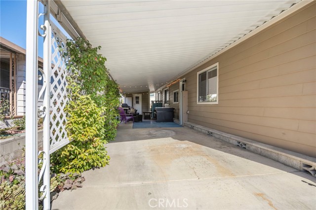 Detail Gallery Image 28 of 35 For 124 Poinsettia Gardens Dr #124,  Ventura,  CA 93004 - 2 Beds | 2 Baths