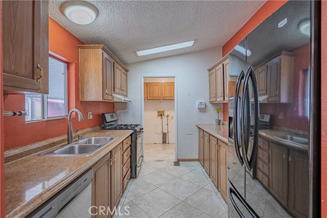 Detail Gallery Image 18 of 45 For 1630 W Covina Blvd #11,  San Dimas,  CA 91722 - 3 Beds | 2 Baths