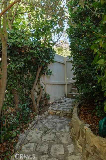 Detail Gallery Image 21 of 52 For 121 via Ardilla, Palos Verdes Estates,  CA 90274 - 3 Beds | 2 Baths