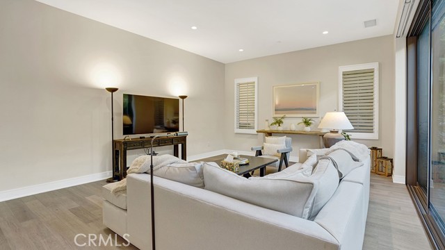 Detail Gallery Image 8 of 46 For 163 Linda Vt, Irvine,  CA 92618 - 4 Beds | 3 Baths