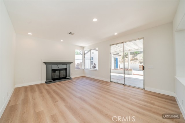 Detail Gallery Image 9 of 44 For 22619 Country Crest, Moreno Valley,  CA 92557 - 3 Beds | 3 Baths