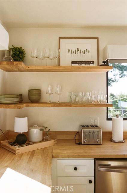 Detail Gallery Image 20 of 58 For 481 Heliotrope Dr, Lake Arrowhead,  CA 92352 - 3 Beds | 2/1 Baths