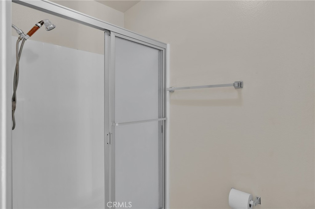 https://media.crmls.org/medias/4f23ef00-da60-4ce4-911a-1f74235d6969.jpg?preset=X-Large