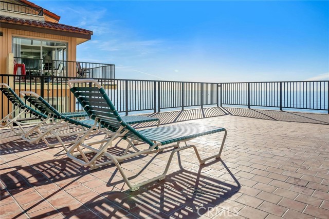 Detail Gallery Image 7 of 31 For 531 Esplanade #202,  Redondo Beach,  CA 90277 - 1 Beds | 1/1 Baths