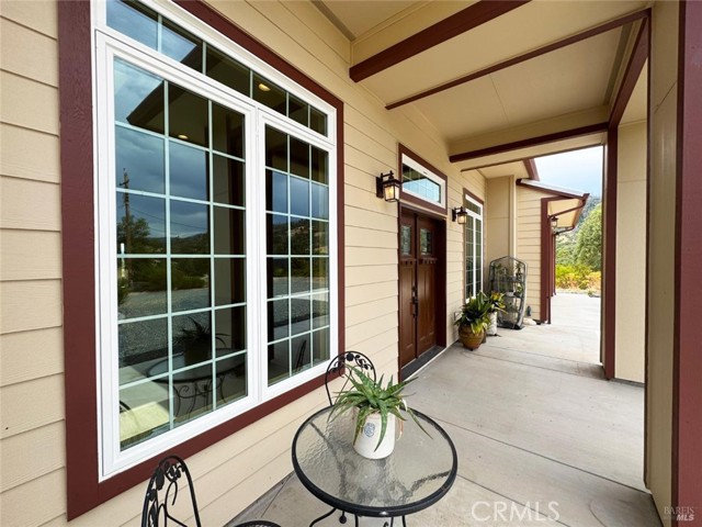 1910 Foothill Drive, Redwood Valley CA: https://media.crmls.org/medias/4f249884-ca7c-4fc4-bf70-0c1d9bd5a1c5.jpg
