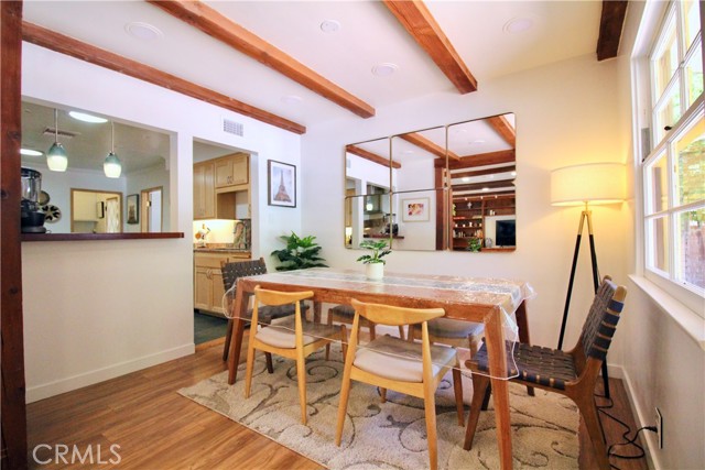 Detail Gallery Image 5 of 25 For 4968 Reforma Rd, Woodland Hills,  CA 91364 - 4 Beds | 2 Baths