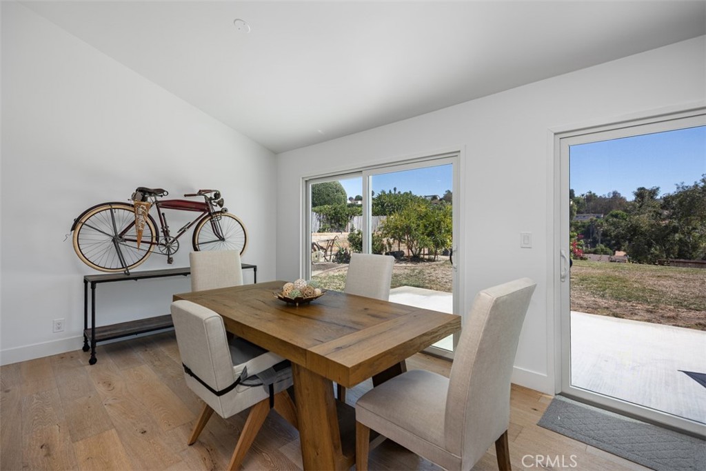 4f24e3e8 E841 42de Aa84 45fc5795f6b2