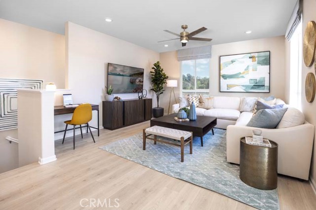 964 Foxwood Lane, Vista, California 92081, 2 Bedrooms Bedrooms, ,2 BathroomsBathrooms,Residential,For Sale,Foxwood Lane,OC24125088