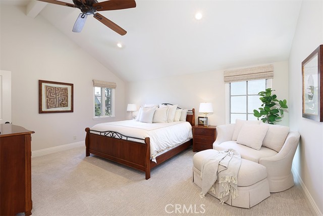 Detail Gallery Image 18 of 23 For 411 Snug Harbor Rd, Newport Beach,  CA 92663 - 5 Beds | 4/1 Baths