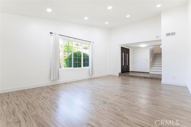 Detail Gallery Image 12 of 67 For 12457 Bradford Pl, Granada Hills,  CA 91344 - 4 Beds | 3 Baths