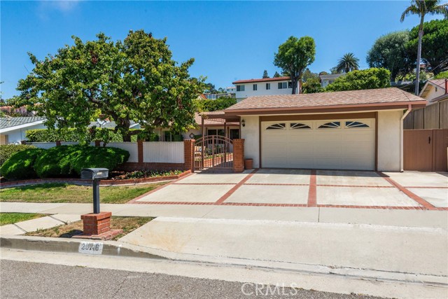 28716 Cedarbluff Drive, Rancho Palos Verdes, California 90275, 4 Bedrooms Bedrooms, ,2 BathroomsBathrooms,Residential,Sold,Cedarbluff,PV16750295