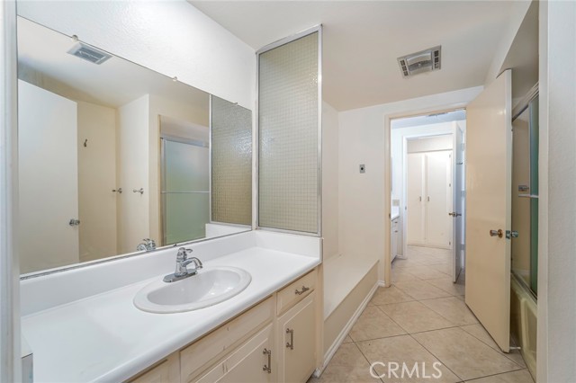 Detail Gallery Image 17 of 24 For 506 Avenida Sevilla, Laguna Woods,  CA 92637 - 2 Beds | 1/1 Baths