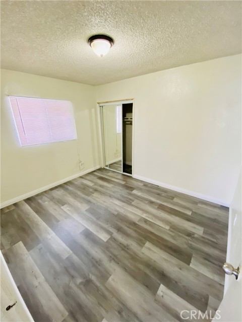 151 W Imperial, Los Angeles CA: https://media.crmls.org/medias/4f26f5cc-e222-4be8-9ee0-f38dd9e3a34d.jpg