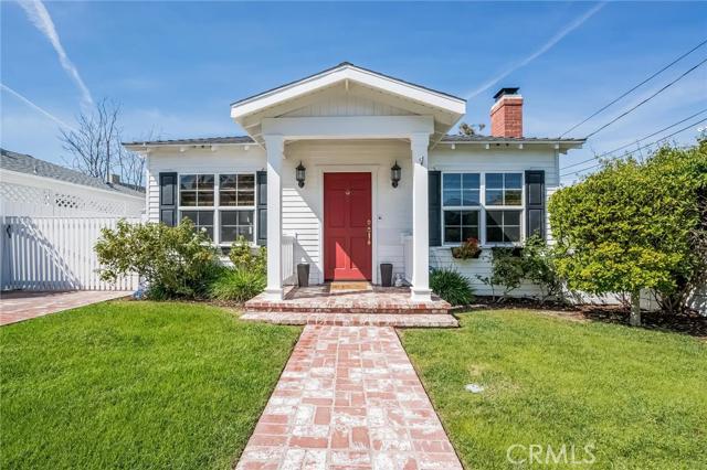 1231 24th Street, Hermosa Beach, California 90254, 2 Bedrooms Bedrooms, ,1 BathroomBathrooms,Residential,Sold,24th,SB16054845