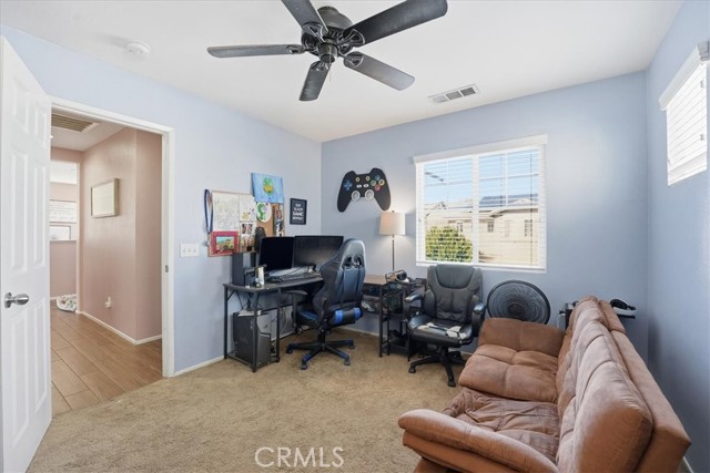 Detail Gallery Image 22 of 43 For 1411 Chinaberry, Beaumont,  CA 92223 - 4 Beds | 3 Baths