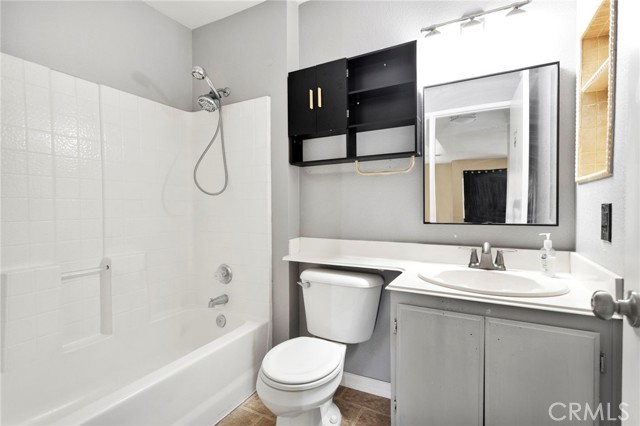 Detail Gallery Image 28 of 38 For 15192 Amber Way, Adelanto,  CA 92301 - 5 Beds | 3 Baths