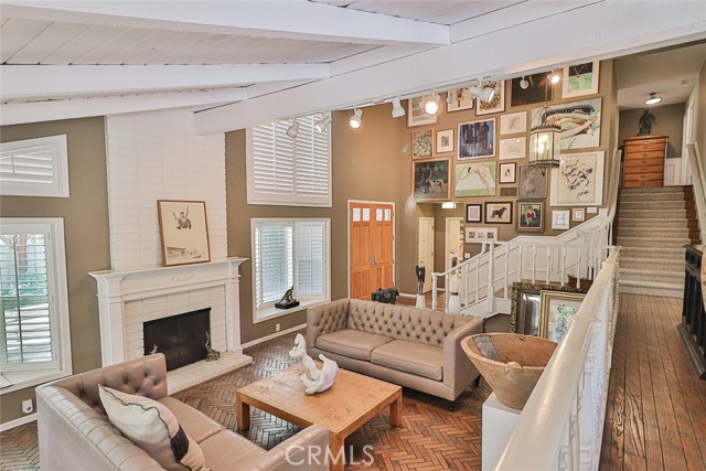Detail Gallery Image 12 of 74 For 17141 Superior St, Northridge,  CA 91325 - 6 Beds | 4 Baths