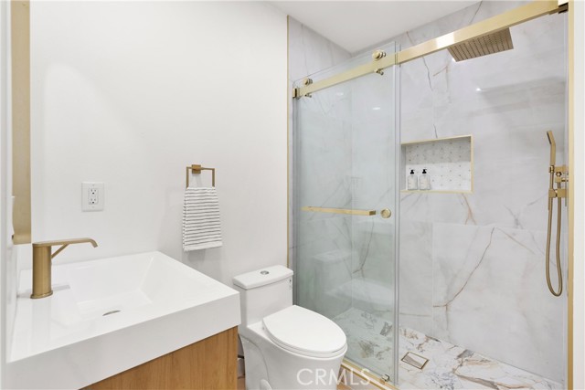 Detail Gallery Image 25 of 59 For 786 Carhart Ave, Fullerton,  CA 92833 - 5 Beds | 4 Baths