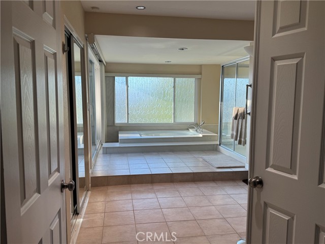 6519 E Paseo Diego, Anaheim Hills CA: https://media.crmls.org/medias/4f2c256a-abfc-4719-9281-abe8b7b258b1.jpg