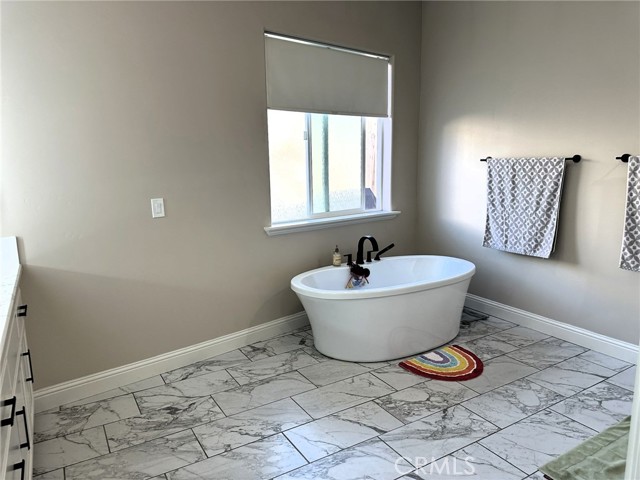 4654 Hummel Drive, Santa Maria CA: https://media.crmls.org/medias/4f2c3162-8f86-4a80-912d-3644a0eb9b57.jpg