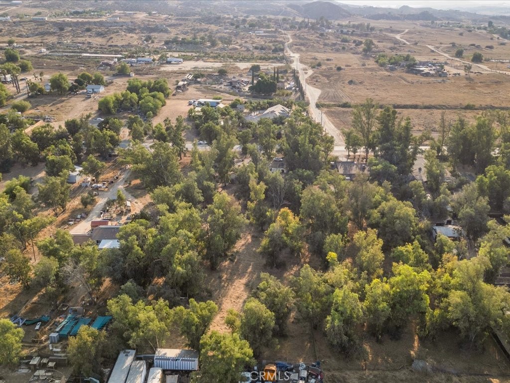 https://media.crmls.org/medias/4f2c5e09-4592-4906-8014-9bd9e70f16fe.jpg?preset=X-Large