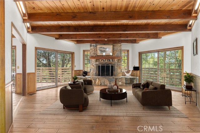 Detail Gallery Image 6 of 63 For 4904 Sierra Pines Dr, Mariposa,  CA 95338 - 3 Beds | 3/1 Baths