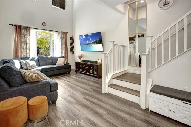 Detail Gallery Image 4 of 46 For 83 Prominence, Lake Forest,  CA 92630 - 3 Beds | 2/1 Baths