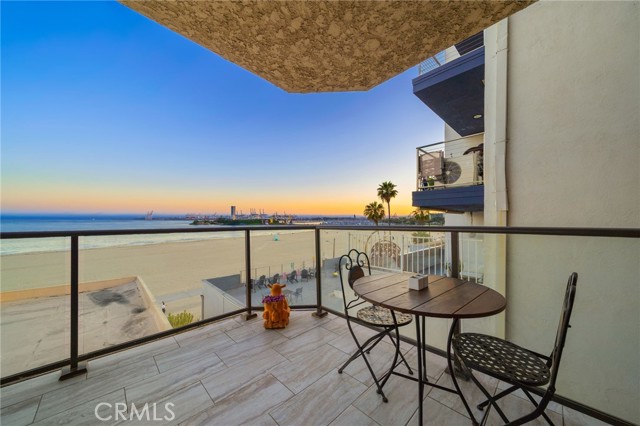 Detail Gallery Image 6 of 66 For 1230 E Ocean Blvd #502,  Long Beach,  CA 90802 - 4 Beds | 3 Baths