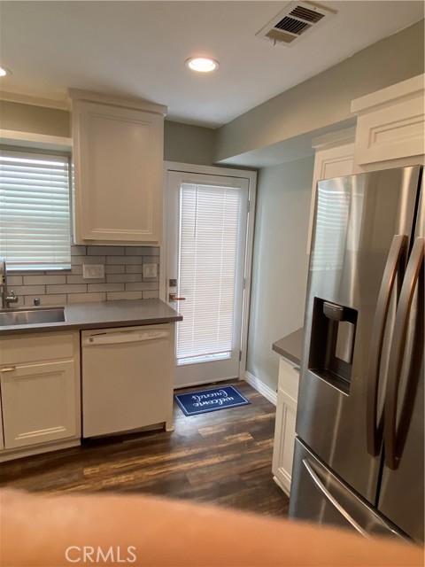 1431 Beacon, Los Angeles CA: https://media.crmls.org/medias/4f2df993-cccb-460b-a6e6-ed3e27922bec.jpg