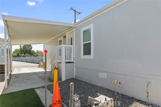 Detail Gallery Image 6 of 21 For 501 Willow Dr, Santa Ana,  CA 92703 - 2 Beds | 1 Baths