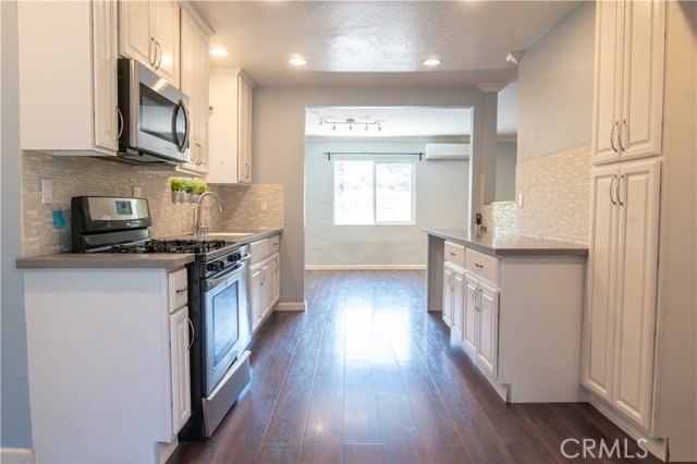 Detail Gallery Image 10 of 26 For 3801 Whiteside St, Los Angeles,  CA 90063 - 3 Beds | 1 Baths