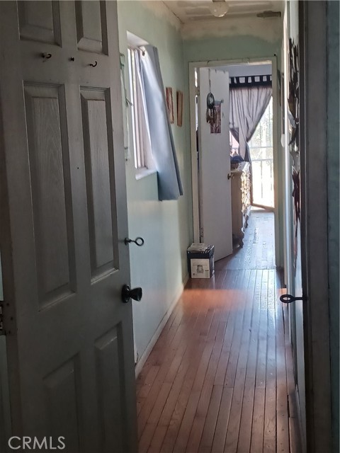 Detail Gallery Image 7 of 10 For 742 Belden Ave, Los Angeles,  CA 90022 - 4 Beds | 2 Baths