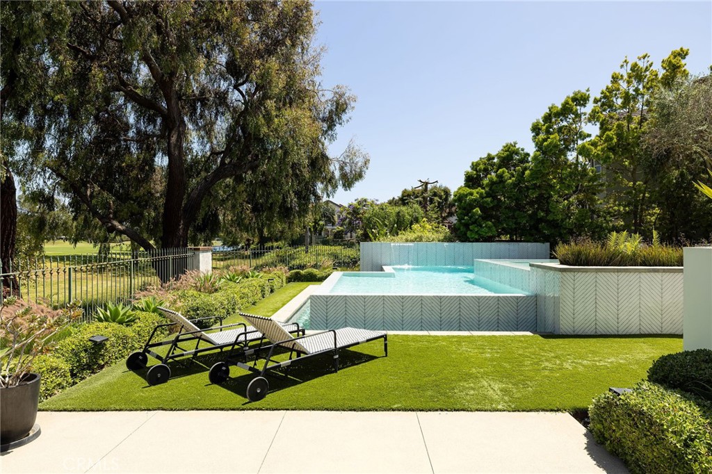 MLS #OC25140282 img 46