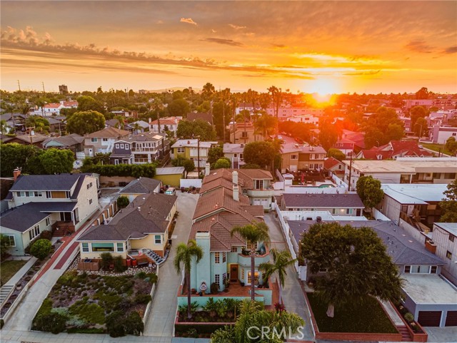 Detail Gallery Image 38 of 39 For 383 Park Ave, Long Beach,  CA 90814 - 3 Beds | 3 Baths