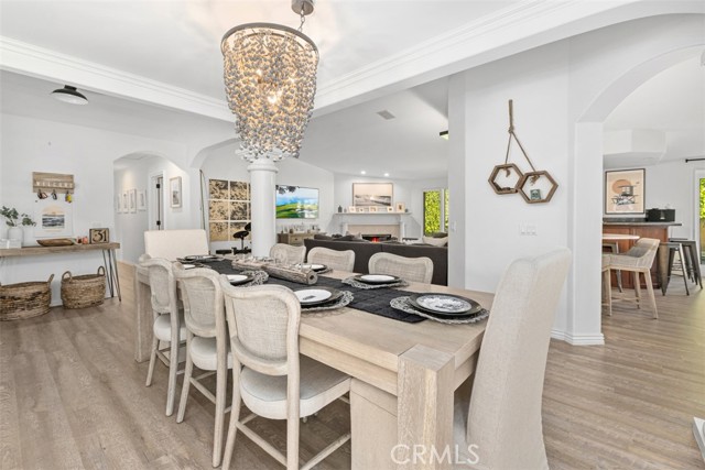 Detail Gallery Image 4 of 41 For 600 Cliff Dr, Newport Beach,  CA 92663 - 5 Beds | 4/1 Baths