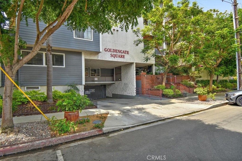 730 W 4th Street #318