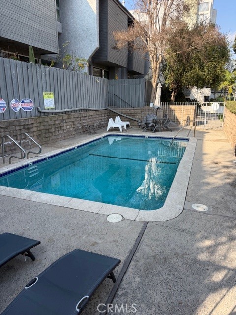 Detail Gallery Image 10 of 30 For 4325 Whitsett, Studio City,  CA 91604 - 3 Beds | 3 Baths