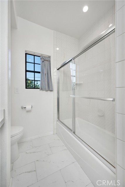 3229 Raintree Avenue, Torrance CA: https://media.crmls.org/medias/4f33eacf-05d9-4dbd-a724-28557282cbc3.jpg