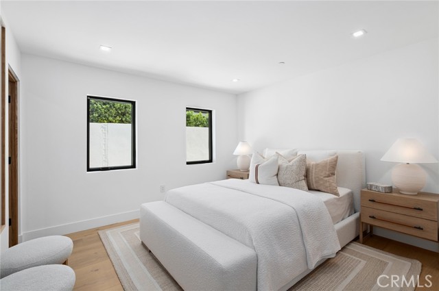 Detail Gallery Image 21 of 35 For 281 Santo Tomas Ave, Costa Mesa,  CA 92627 - 4 Beds | 4/1 Baths