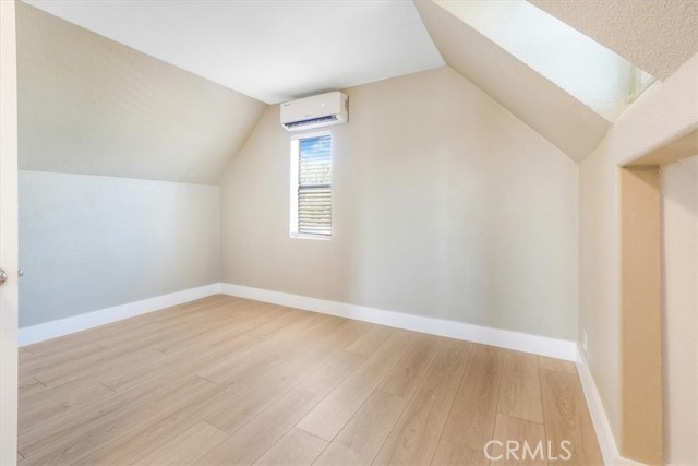 13737 Mercer Street, Pacoima CA: https://media.crmls.org/medias/4f360438-17d5-42eb-a6da-46142cc20da3.jpg