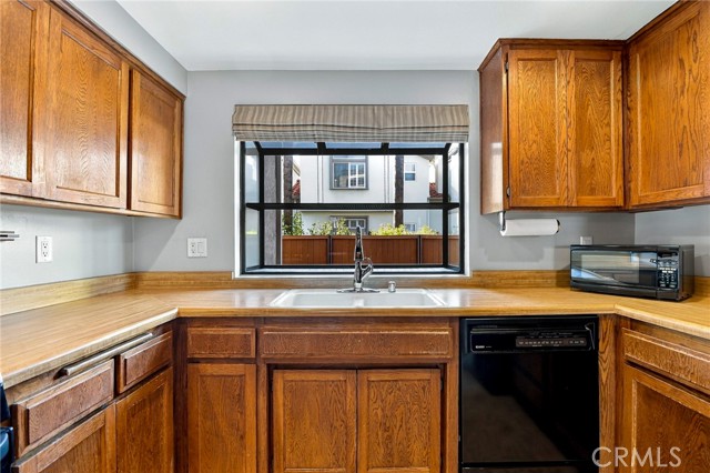 773 South Marengo Avenue, 3 photo 15