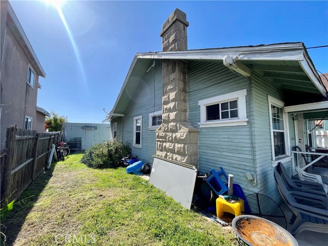 Detail Gallery Image 15 of 20 For 1341 N Fries Ave, Wilmington,  CA 90744 - – Beds | – Baths
