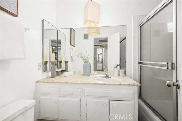 Detail Gallery Image 26 of 32 For 1300 Midvale Ave #308,  Los Angeles,  CA 90024 - 2 Beds | 2/1 Baths