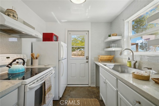 Detail Gallery Image 9 of 43 For 63220 Cielito Dr, Joshua Tree,  CA 92252 - 1 Beds | 1 Baths